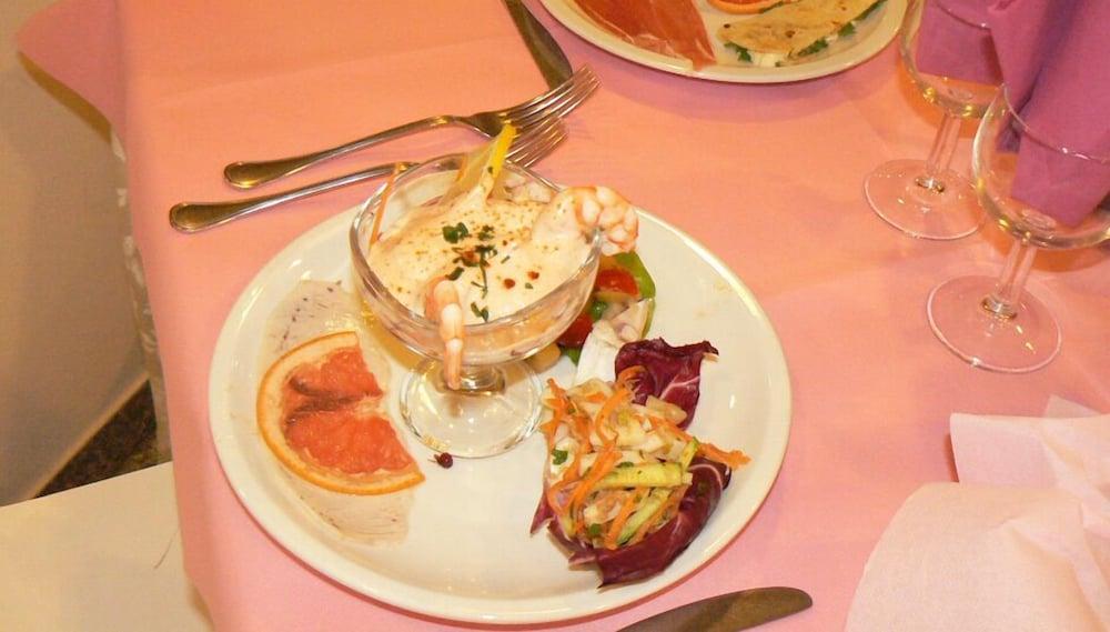 רימיני Hotel Capinera מראה חיצוני תמונה